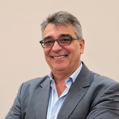 Dr. Daniel Alonso